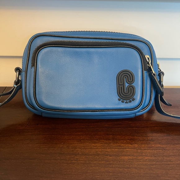 Coach Mini Edge Double Pouch Crossbody With Coach Patch - Picture 3 of 6